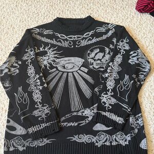 Black and Gray Graphic Men's Sweater